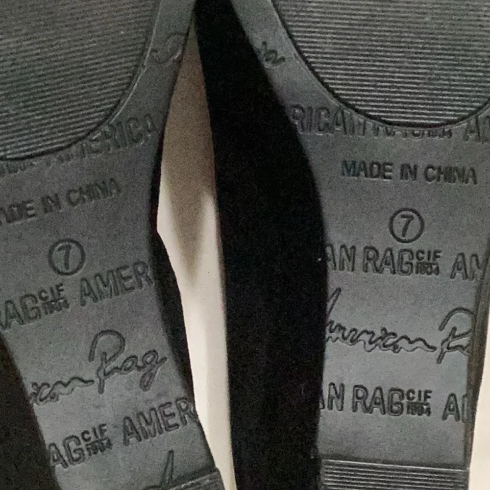 American rag black wedges, size 7 in women. - Picture 6 of 7